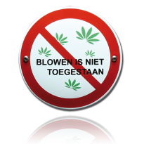 VG-17 TopEmaille wit verbodsbord 'Blowen is niet toegestaan' Ø 100 mm